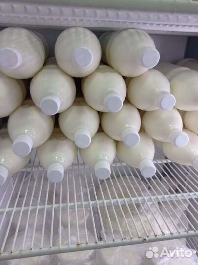 Молоко коровье домашнее