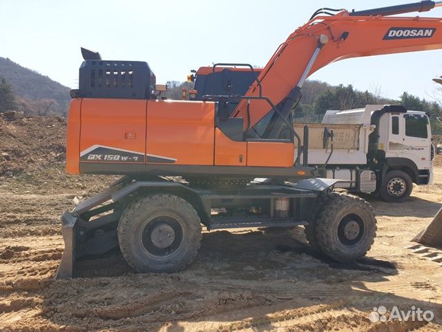 Колёсный экскаватор DOOSAN DX160W, 2022