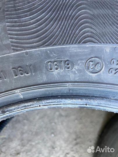 Continental ContiPremiumContact 5 225/60 R17