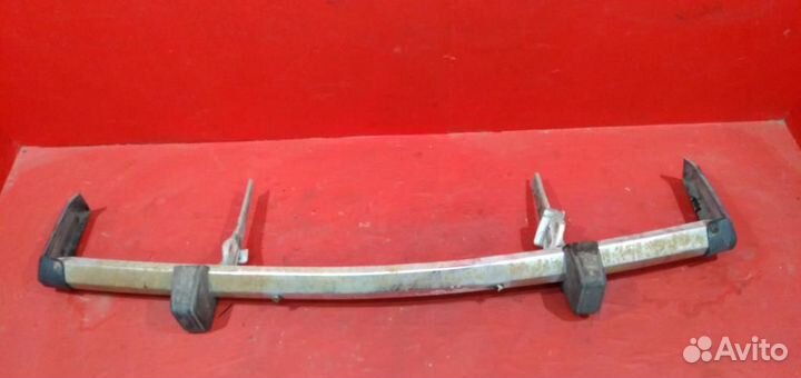 Бампер передний Ваз 2106 с дефектом в сборе