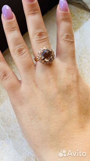 Кольцо с топазом