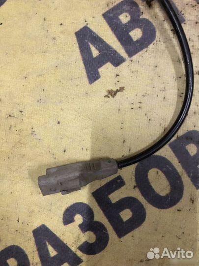 Датчик ABS передний Peugeot 308