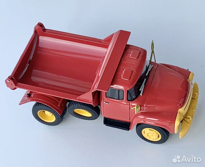 ЗИЛ ммз 555 модель коллекционная