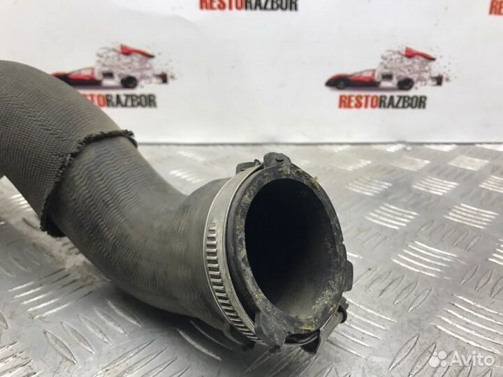 Патрубок радиатора Audi A6 C6 2.0 2008