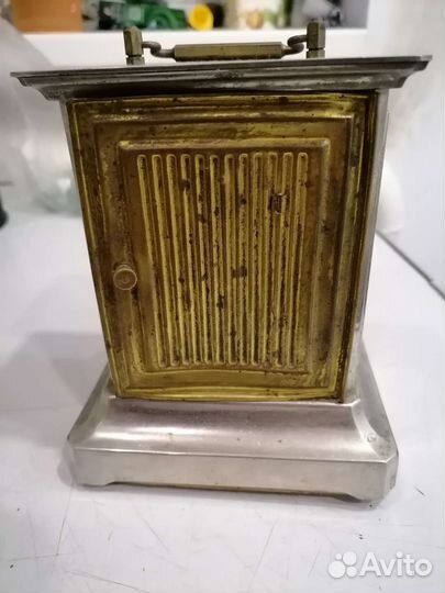 Каретные часы с шарманкой