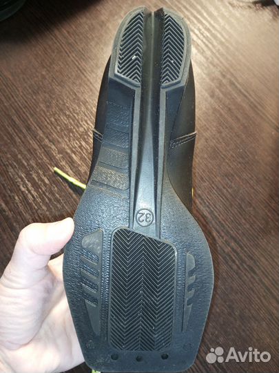 Лыжные ботинки 32р