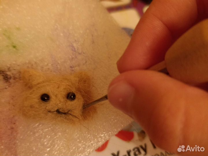 Котик из шерсти