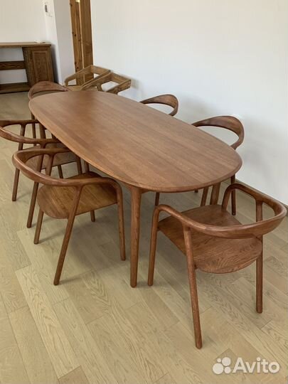 Кухонный стол из массива дуба