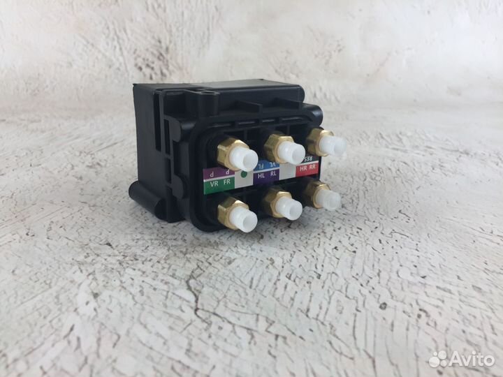 Блок клапанов для Audi Q7