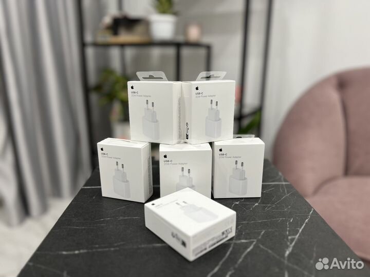 Блок питания apple 20w type-c iPhone Оригинал