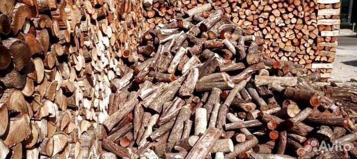 Дрова рядом