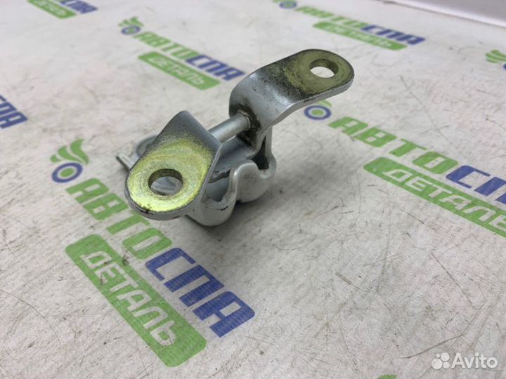 Петля двери передняя правая Opel Mokka кроссовер