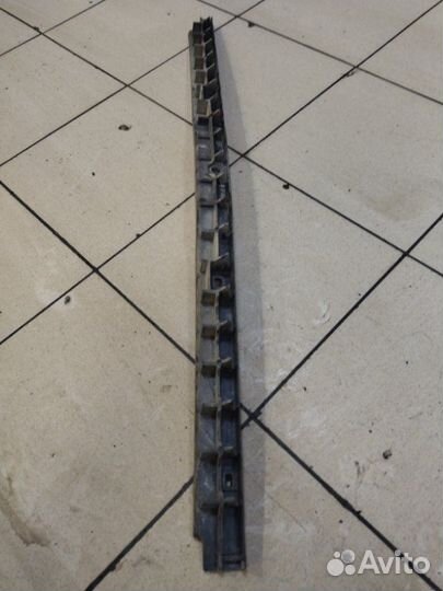 Усилитель бампера задний Volkswagen Passat B5+ AVF