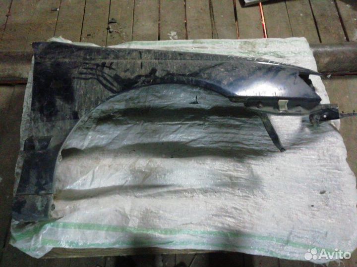Крыло переднее правое Toyota Caldina