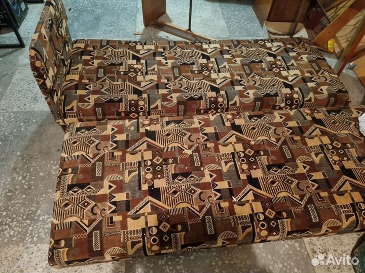 Кровати и диваны бу