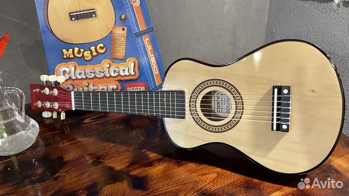 Гитара шестиструнная детская новая