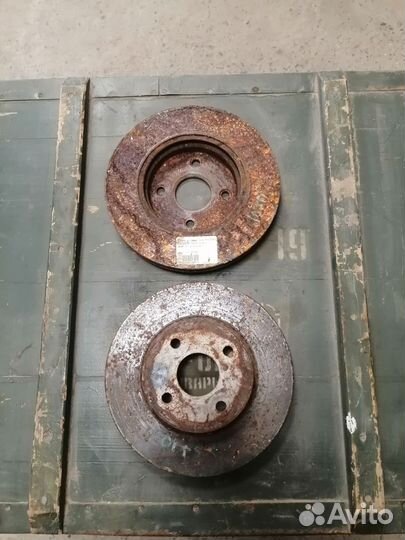 Тормозные диски Mazda Demio