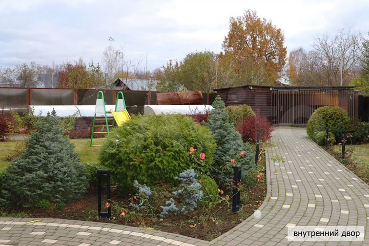 Дом 500 м² на участке 10 сот.