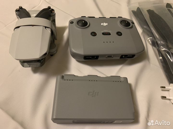 Квадрокоптер dji mavic mini 2 FLY more combo
