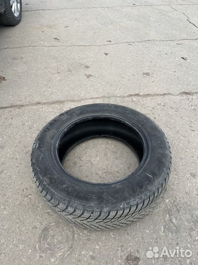 Goodyear UltraGrip 225/65 R17