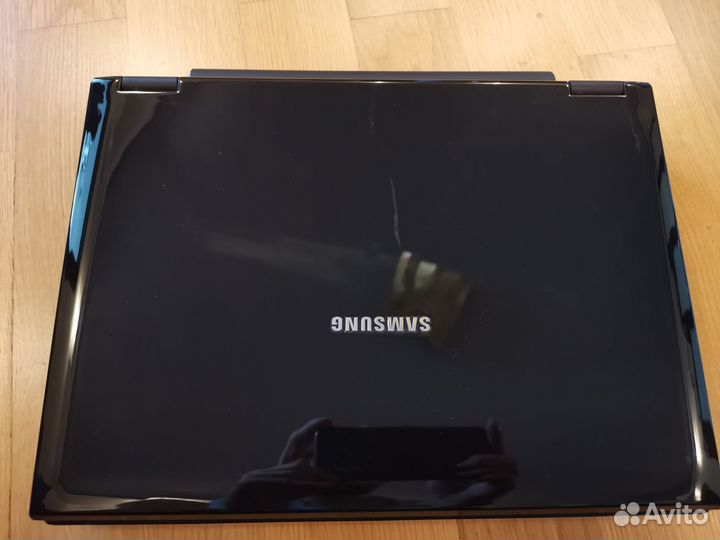 Ноутбук Samsung NP-Q45