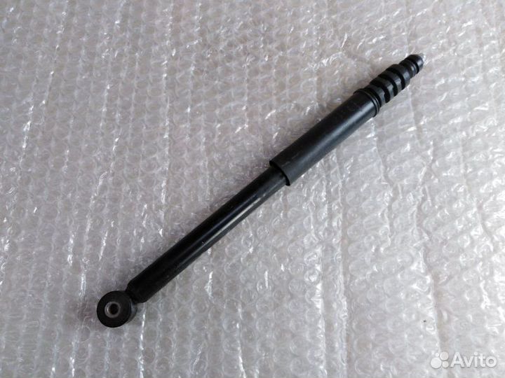 Амортизатор подвески задний Renault Logan 2004
