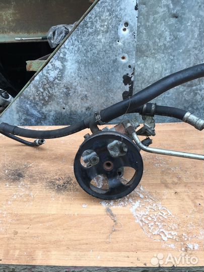 Насос гур Тойота Авенсис Toyota Avensis 2.4