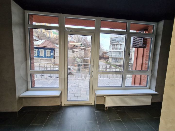 Помещение свободного назначения 40 кв.м. в центре