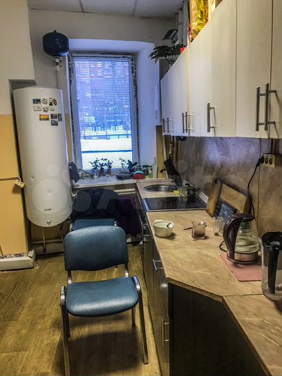 Комната 100 м², 3/9 эт.