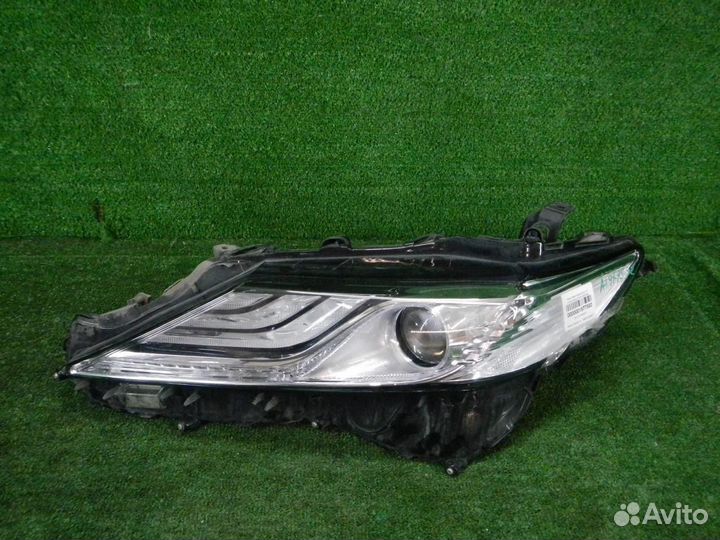 Фара левая Toyota Camry