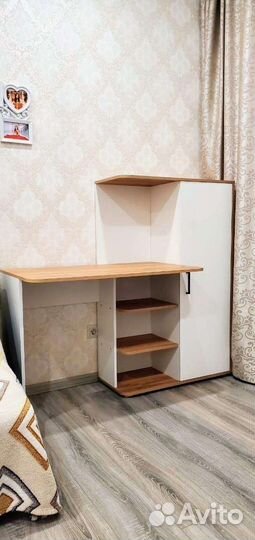 Письменный стол