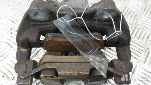 Суппорт тормозной задний правый mercedes benz CLS