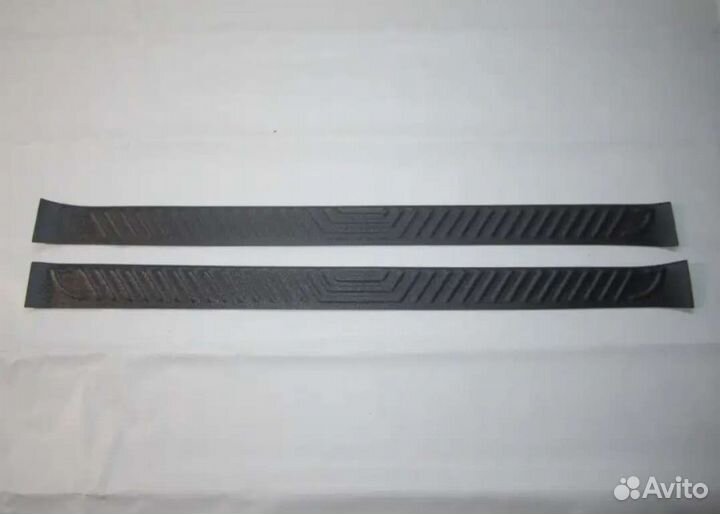 Накладки на пороги нива 21214