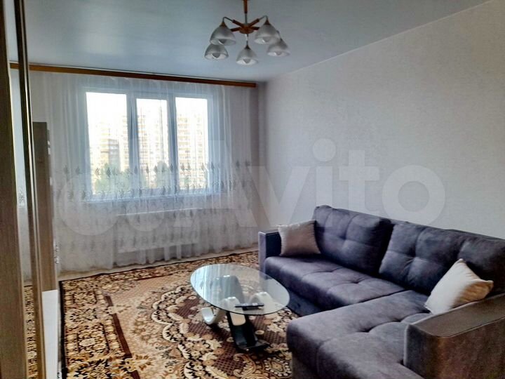 2-к. квартира, 65 м², 9/18 эт.