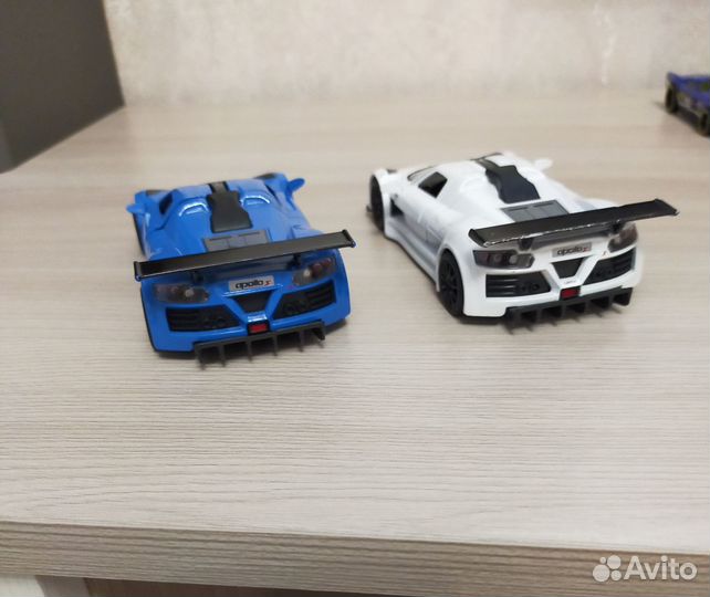 Машинки Hot Wheels и другие