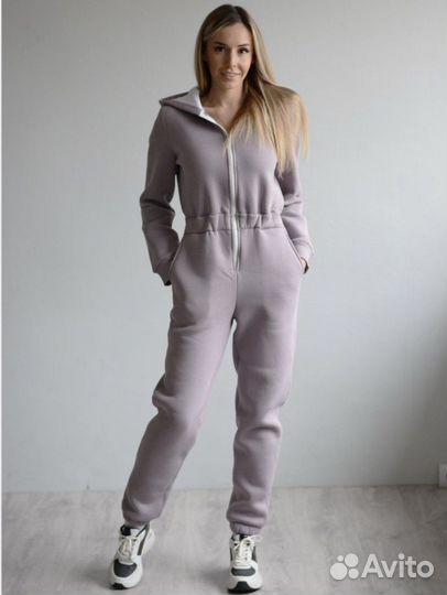 Комбинезон женский