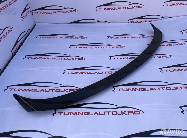 Спойлер на багажник Toyota Camry 70