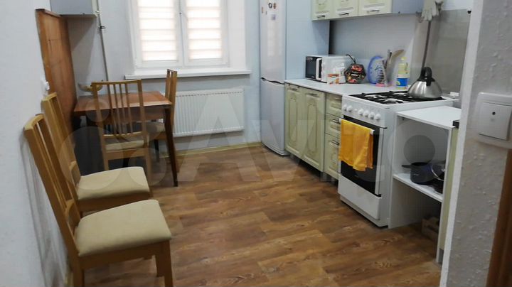 Комната 10 м² в 4-к., 4/5 эт.