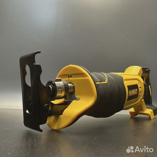 Аккумуляторная сабельная пила dewalt 24 V 2АКБ DCS