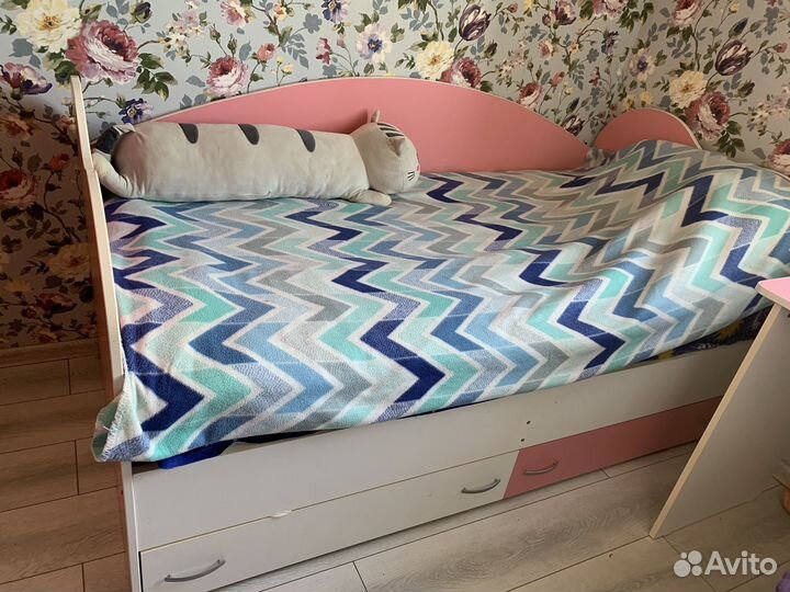Детская мебель для девочки бу
