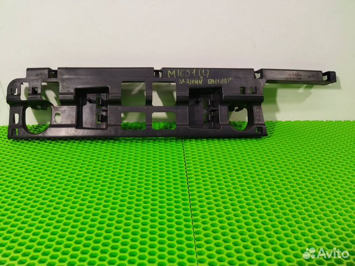 Усилитель бампера задний левый Land Rover Range