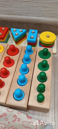 Развивающие игрушки