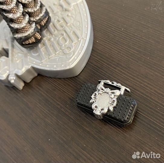 Кукла базовая Raven Queen