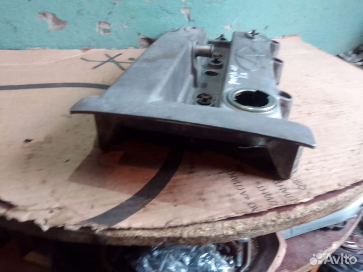 Клапанная крышка 1.6 Chery Fora