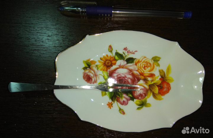 Лимонница фарфоровая