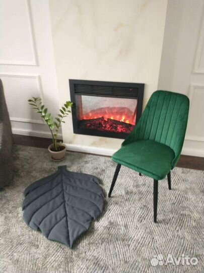 Коврик-лист декоративный ручной работы