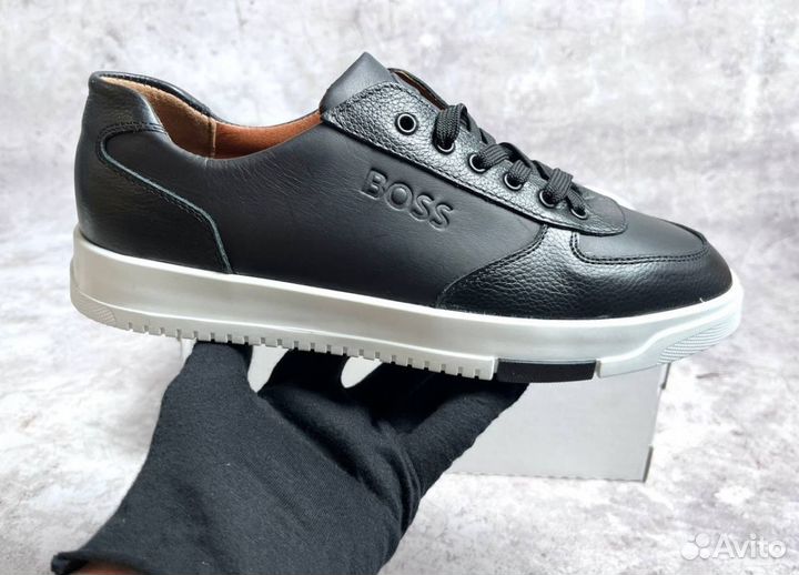 Кроссовки Boss модные