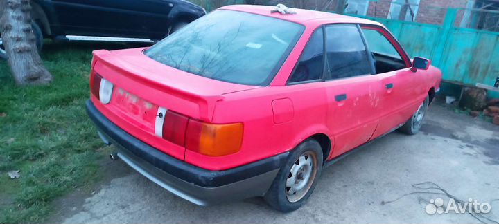 Крышка багажника Ауди 80