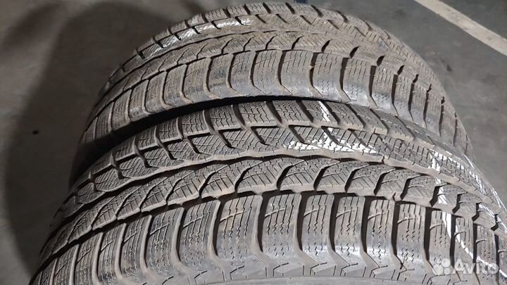 Uniroyal MS Plus 66 225/60 R16 98H