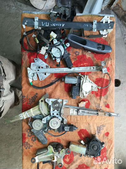 Стеклоподъемник